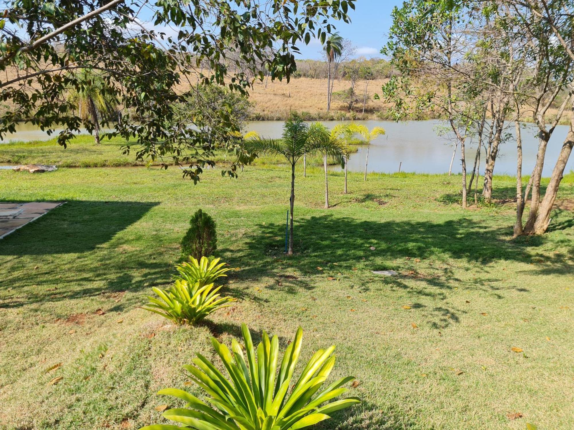 Chale Defronte Lagoa Na Serra Do Cipo Proximo A Cachoeira Grande, Cachoeira Do Pedrao E Cachoeira Veu Da Noiva Jaboticatubas Zewnętrze zdjęcie